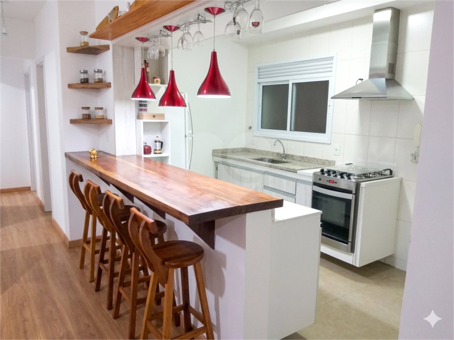 Apartamento à venda com 3 quartos, sendo 1 suíte,  em Vila Suissa, Mogi das Cruzes, SP