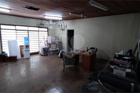 Galpão á venda - Saúde