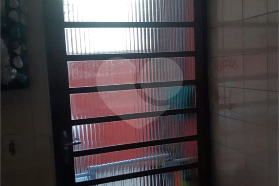 Sobrado à venda com 3 quartos, sendo 1 suíte, em Jardim Cachoeira, São Paulo, SP