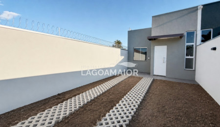 Casa à venda ou para alugar com 2 quartos, sendo 1 suíte,  em Santa Rita, Três Lagoas, MS
