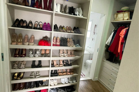 Casa à venda com 1 quarto, sendo 3 suítes, no condomínio Aruã Brisas I, Mogi das Cruzes - SP