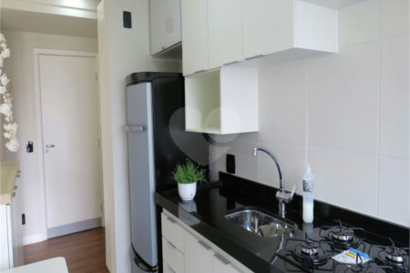 Apartamento à venda com 2 quartos, sendo 1 suíte, em Parque Reboucas, São Paulo, SP