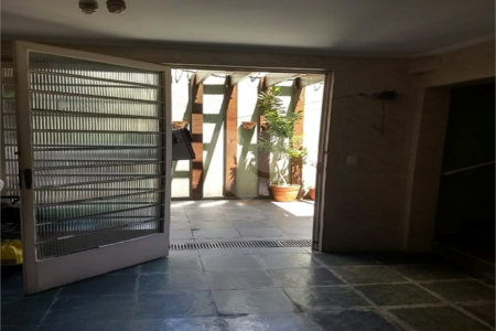 Casa à venda com 3 quartos, sendo 1 suíte, em Vila Galvão, Guarulhos, SP