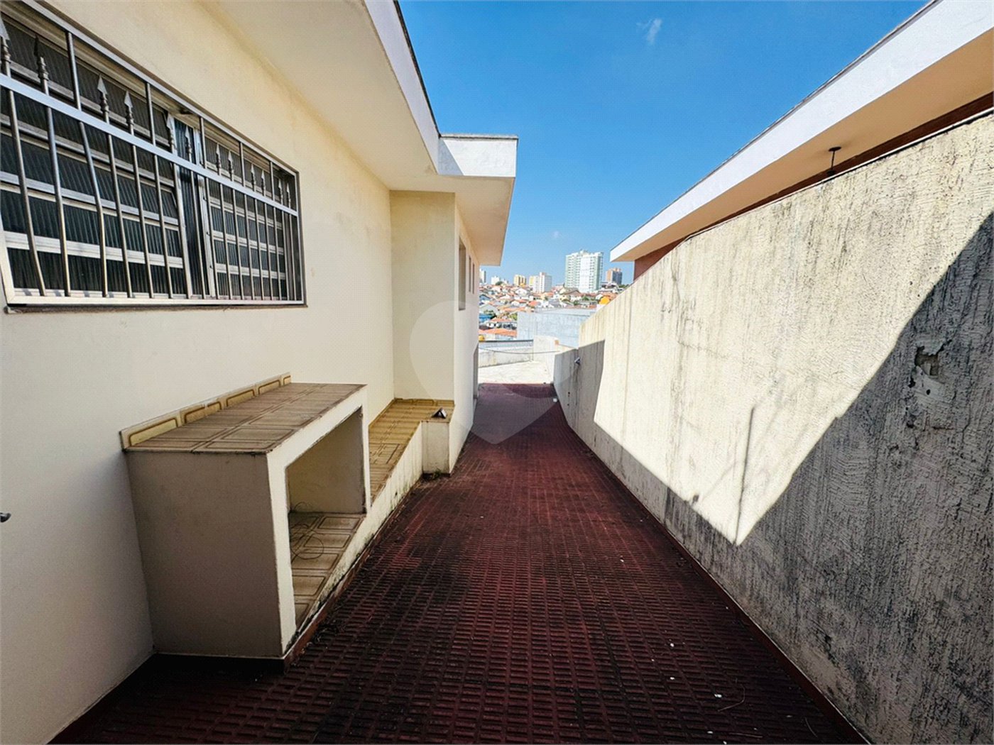Casa à venda com 4 quartos, sendo 2 suítes,  em Vila Galvão, Guarulhos, SP