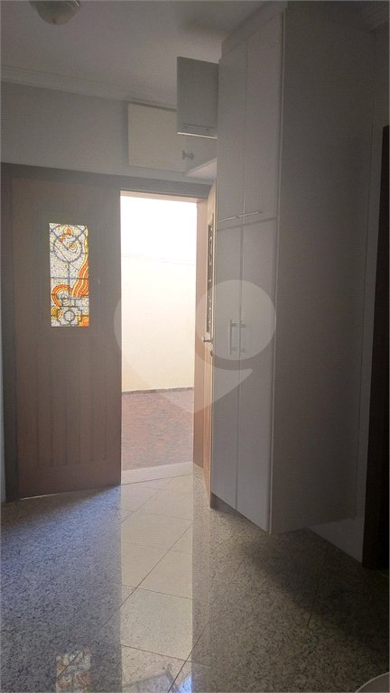 Casa à venda com 5 quartos, sendo 2 suítes, no condomínio Vinhas da Vista Alegre - Lado Sede, Vinhedo - SP