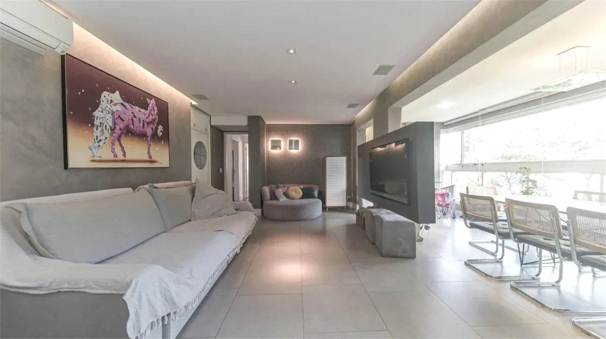 Apartamento à venda com 3 suítes em Vila Gertrudes, São Paulo, SP