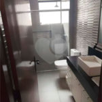 Sobrado à venda com 4 quartos, sendo 2 suítes, em Lapa, São Paulo, SP