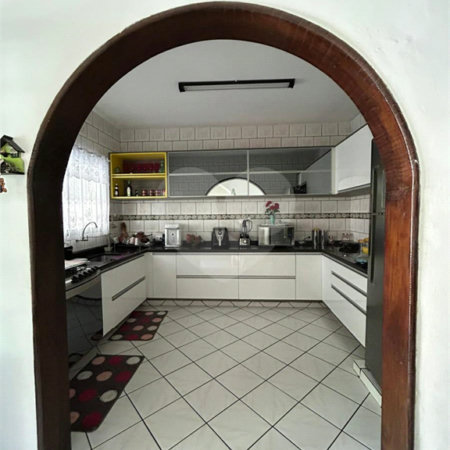 Casa à venda com 3 quartos, sendo 1 suíte, em Jardim Capão Redondo, São Paulo, SP
