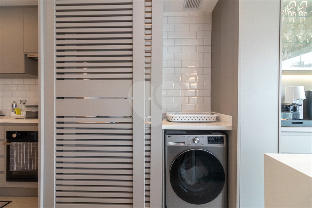 Apartamento à venda com 2 suítes em Santo Amaro, São Paulo, SP