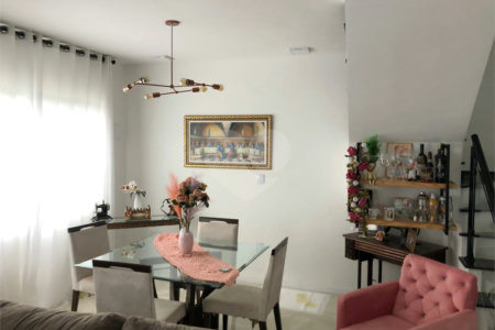 Sobrado à venda com 3 suítes em Conjunto Habitacional Ana Paula, Mogi das Cruzes, SP