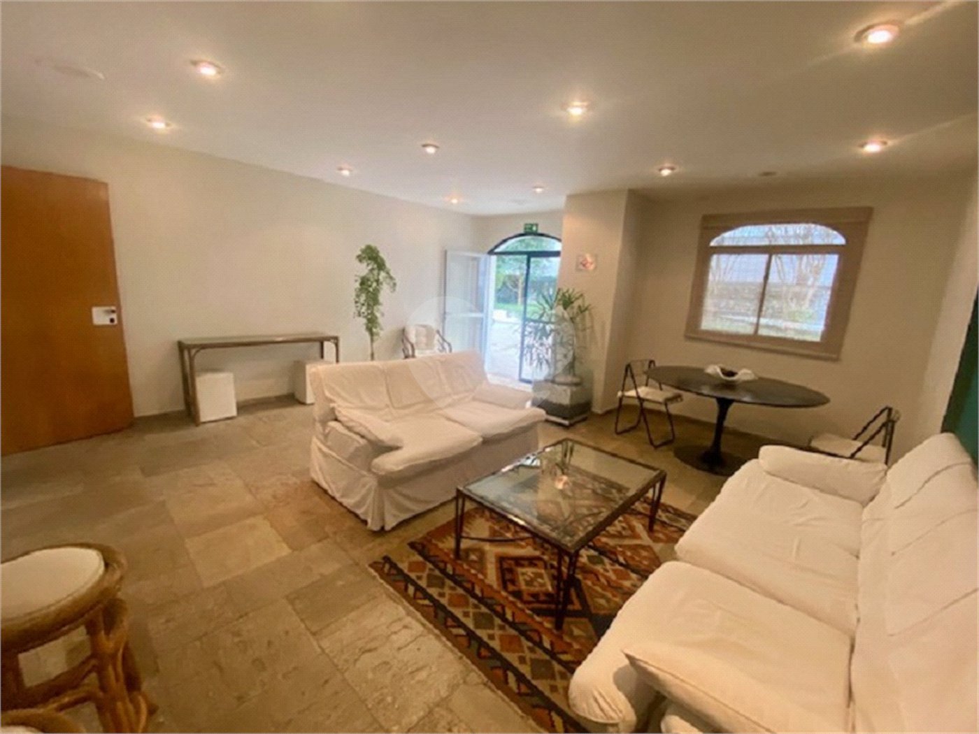 Apartamento à venda com 1 quarto em Vila Olímpia, São Paulo, SP