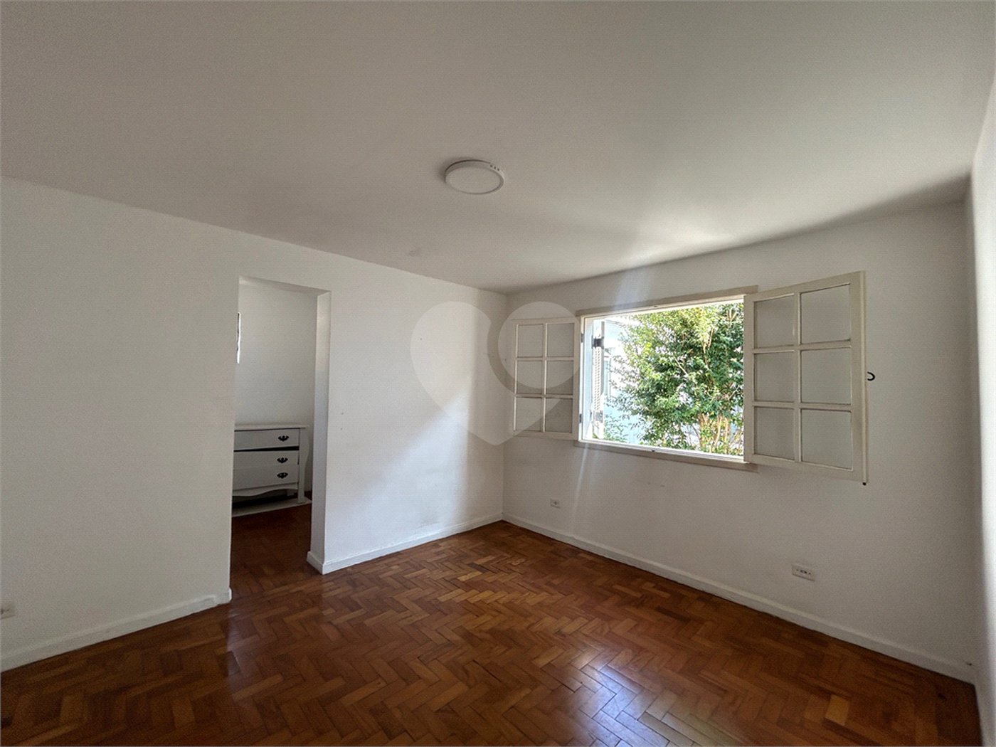 Casa à venda com 3 quartos, sendo 1 suíte,  em Santo Amaro, São Paulo, SP