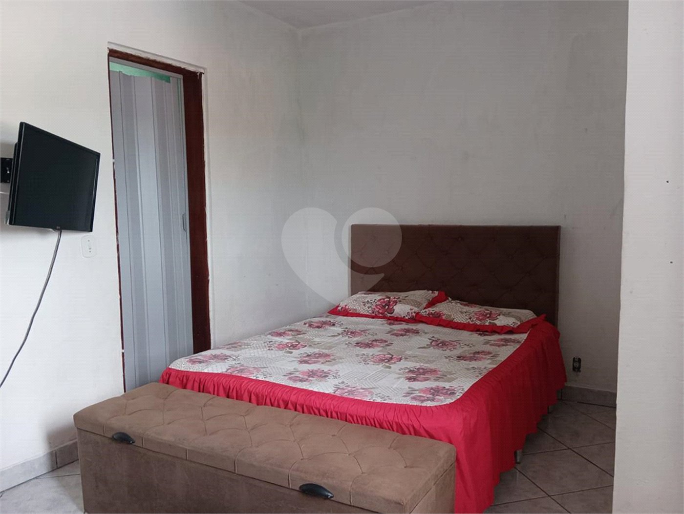 Casa à venda com 4 quartos, sendo 1 suíte,  no Centro, Salesópolis, SP