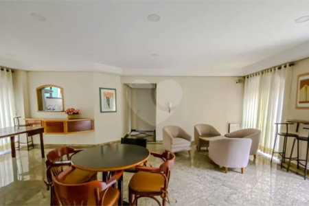 Apartamento na Região do Anália Franco Próximo ao Shopping com 3 Dormitórios sendo 1 Suíte e 2 Vagas de Garagem
