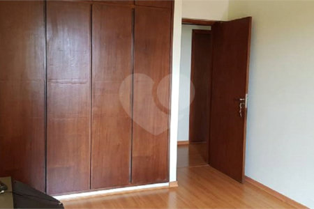 Apartamento no Condomínio Torello Dinucci