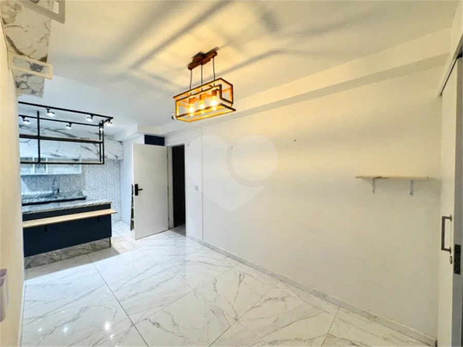 Apartamento para locação com 2 quartos e 1 vaga no Condomínio Inova, na Vila Rosália, em Guarulhos.