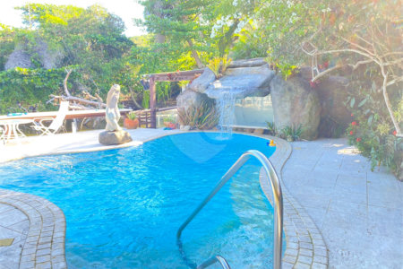 Casa à venda com 6 quartos, sendo 4 suítes, em Canto, Armação dos Búzios, RJ
