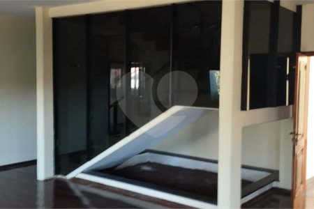 Casa à venda com 4 quartos, sendo 3 suítes,  em Vila Maria, Itapetininga, SP