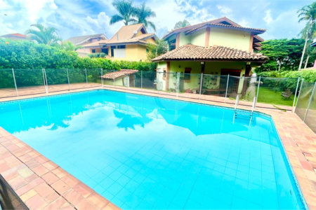 Casa à venda com 4 suítes no condomínio Vivendas do Lago, Sorocaba - SP