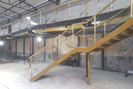 Salão à venda ou para alugar em Vila Azevedo, São Paulo, SP
