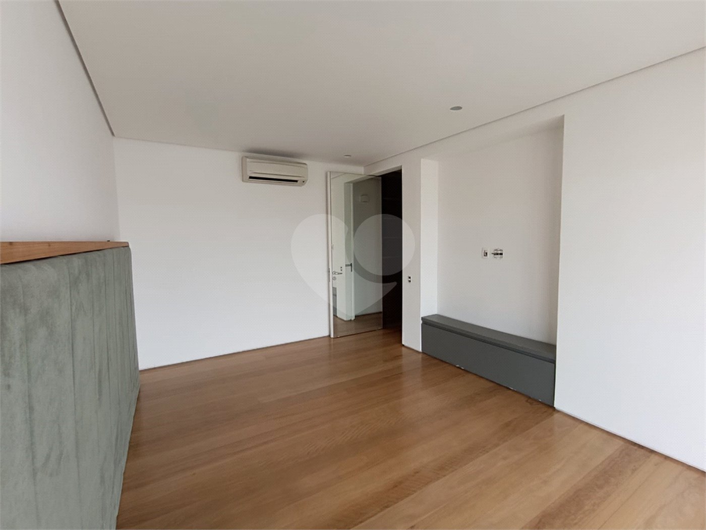 Apartamento à venda ou para alugar com 3 suítes em Pinheiros, São Paulo, SP