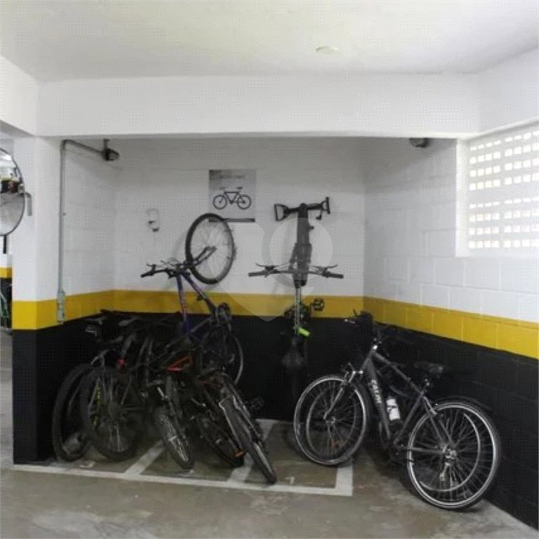 Apartamento à venda com 2 quartos, sendo 1 suíte, em Água Branca, São Paulo, SP