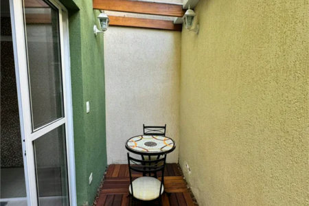 Casa à venda com 3 quartos, sendo 1 suíte, no condomínio Residencial Jardim das Flores 1510, Cotia - SP