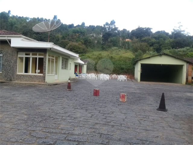 Casa à venda com 4 quartos, sendo 1 suíte,  em Rio Acima, Mairiporã, SP