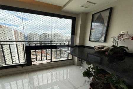 Apartamento à venda ou para alugar com 3 quartos, sendo 1 suíte, em Vila Andrade, São Paulo, SP