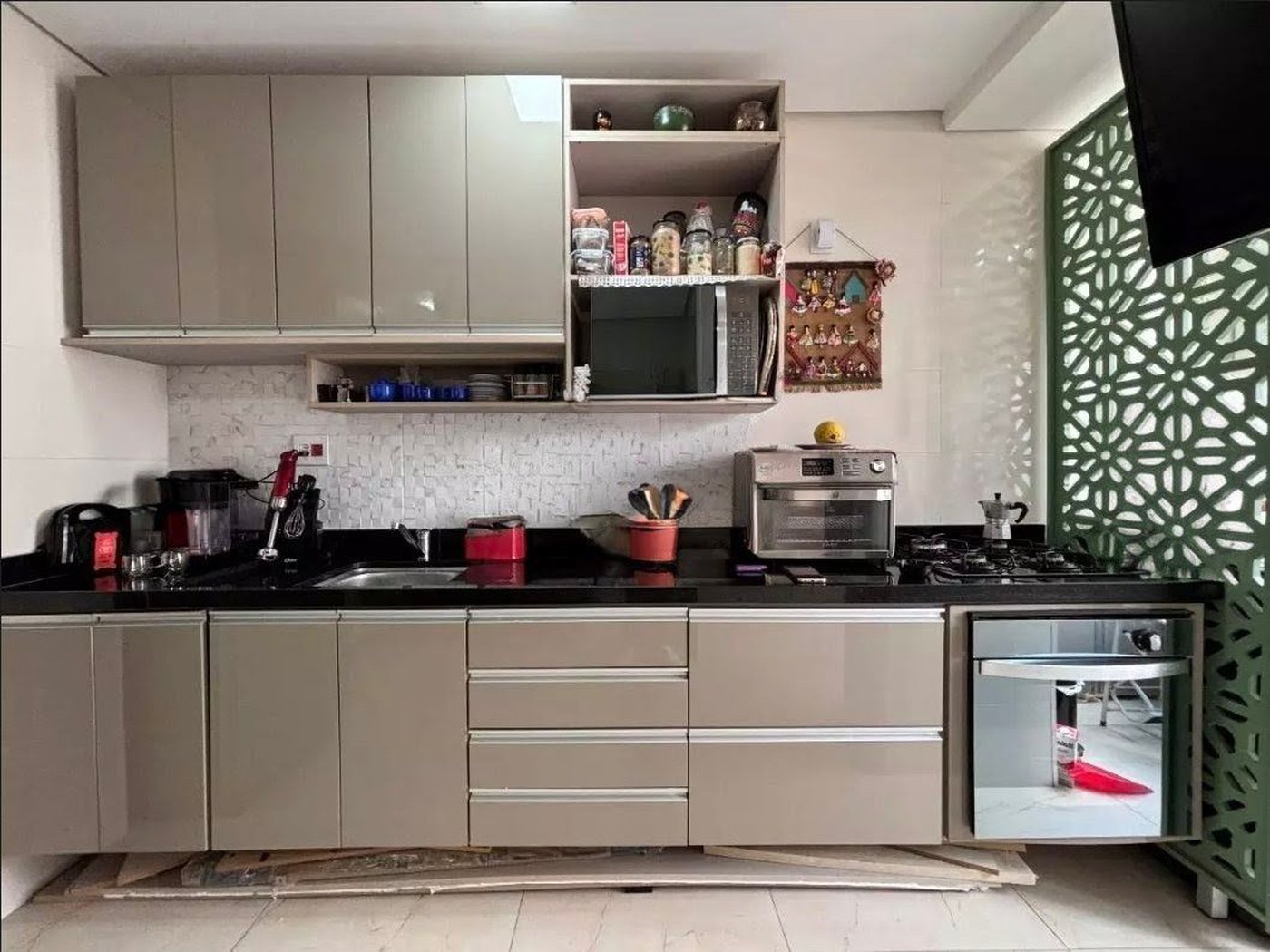 Apartamento com 2 dormitórios à venda, 85 m² por R$ 680.000,00 - Boqueirão - Santos/SP