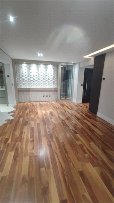 Apartamento para alugar com 3 suítes em Baeta Neves, São Bernardo do Campo, SP