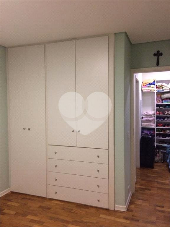 Apartamento à venda com 4 quartos, sendo 2 suítes, em Consolação, São Paulo, SP