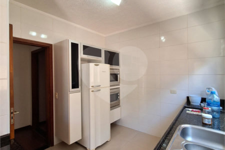 Casa à venda com 3 suítes no condomínio Bosque de Grevilea, Vinhedo - SP
