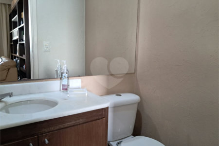 Apartamento à venda com 3 suítes em Vila Romana, São Paulo, SP