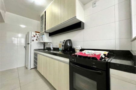 Apartamento Residencial à venda, Vila Guilhermina, Praia Grande - AP1374.
