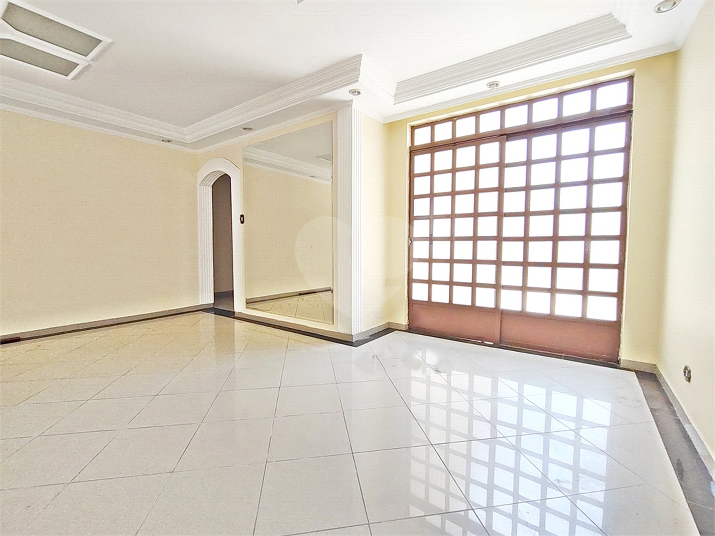 Casa à venda com 3 quartos, sendo 1 suíte, em Vila Mazzei, São Paulo, SP