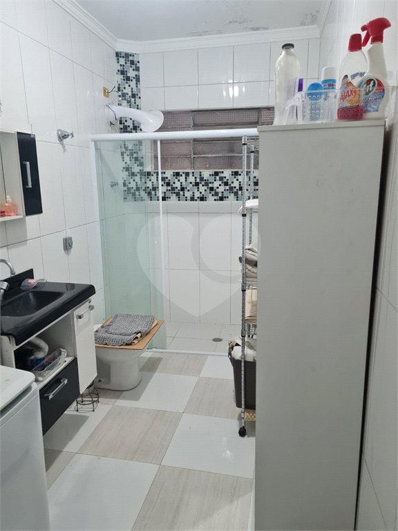 Casa à venda com 6 quartos em Vila dos Remédios, São Paulo, SP
