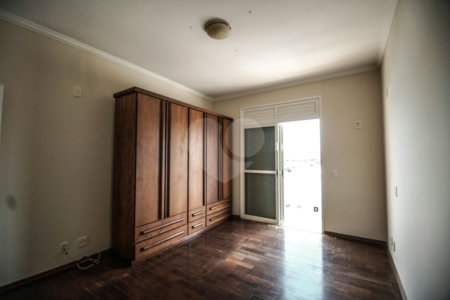 Casa à venda com 4 quartos, sendo 1 suíte,  no condomínio Ibiti do Paço, Sorocaba - SP