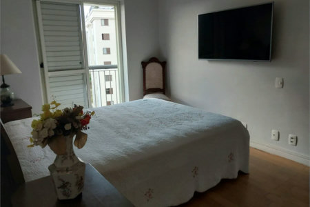 Apartamento à venda com 3 quartos, sendo 2 suítes,  em Cidade São Francisco, São Paulo, SP