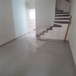 Sobrado à venda com 2 quartos em Vila Romero, São Paulo, SP
