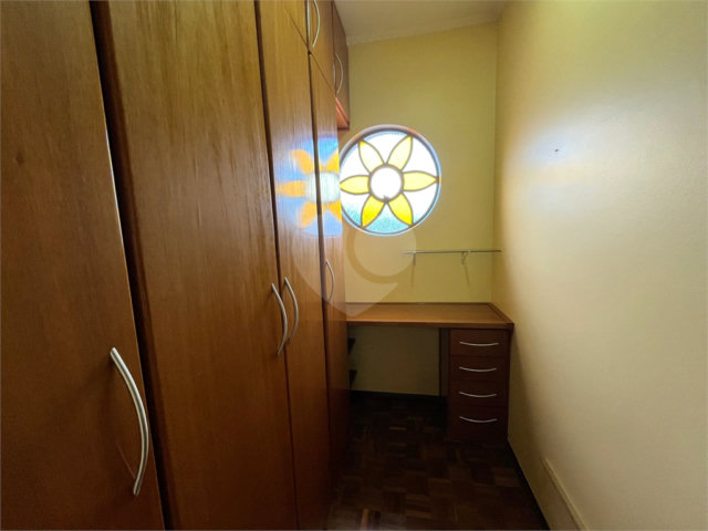 Sobrado à venda com 4 quartos, sendo 2 suítes,  em Tremembé, São Paulo, SP
