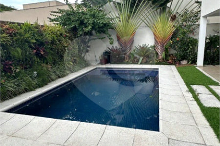 Casa à venda com 5 suítes no condomínio Residencial Morumbi, São Paulo - SP