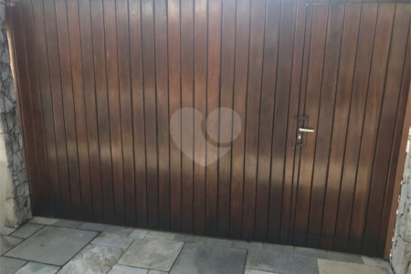 Sobrado à venda com 5 quartos, sendo 1 suíte, em Jardim São Bento, São Paulo, SP