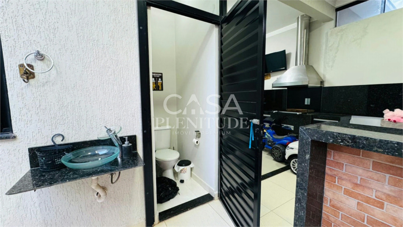 Casa em condomínio à venda com 3 quartos, sendo 1 suíte, em Horto Florestal, Sorocaba, SP