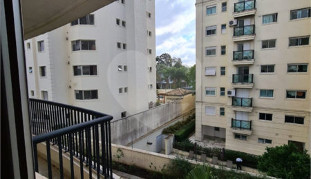 Apartamento à venda com 3 quartos, sendo 1 suíte,  em Alto da Boa Vista, São Paulo, SP
