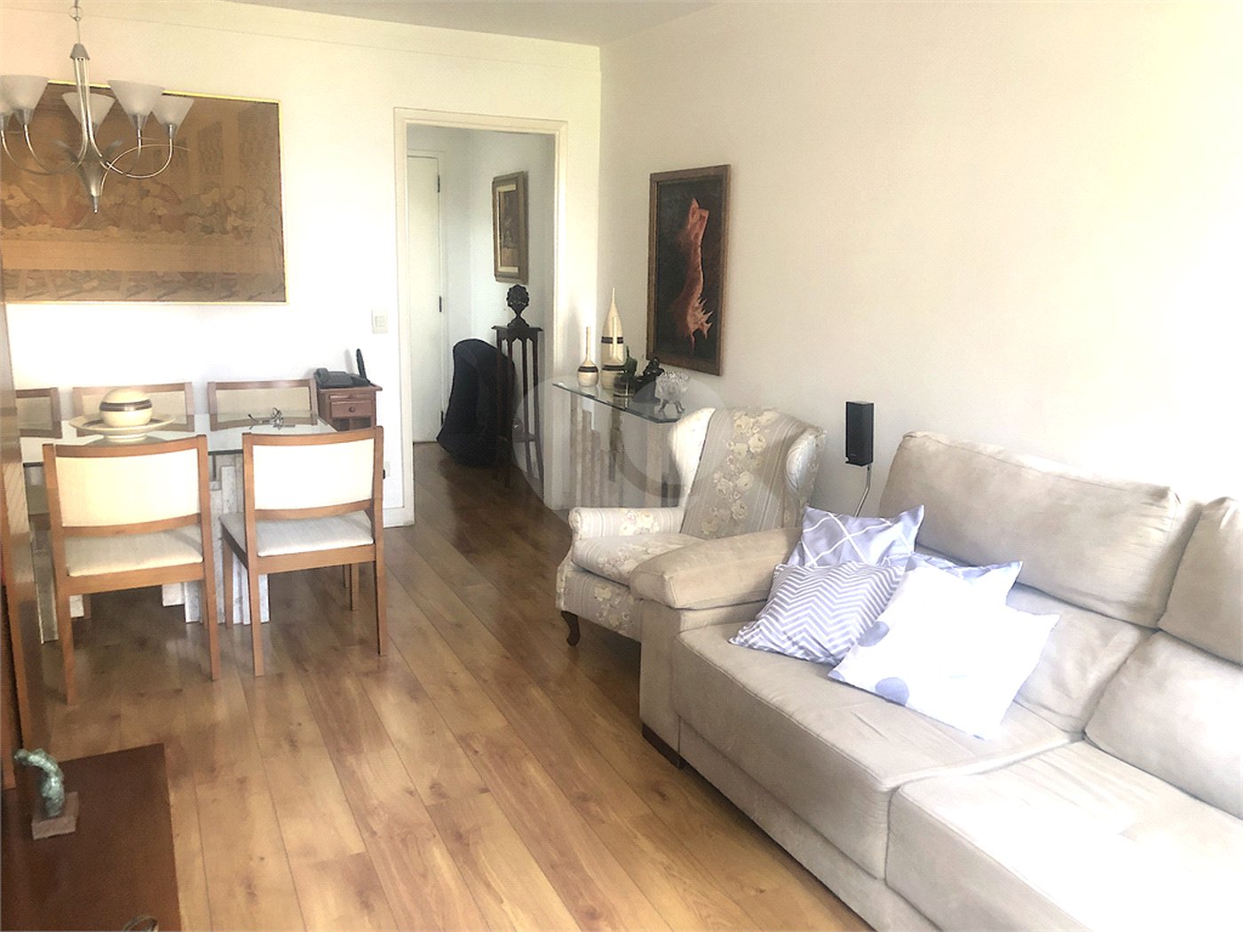 Apartamento à venda com 3 quartos, sendo 1 suíte, em Jardim América, São Paulo, SP