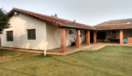 Chácara à venda com 2 quartos, sendo 1 suíte,  em Estância Conceição, Itapetininga, SP