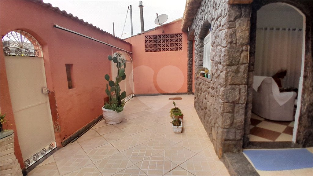 Casa à venda com 5 quartos, sendo 2 suítes, em Campo Grande, Rio de Janeiro, RJ