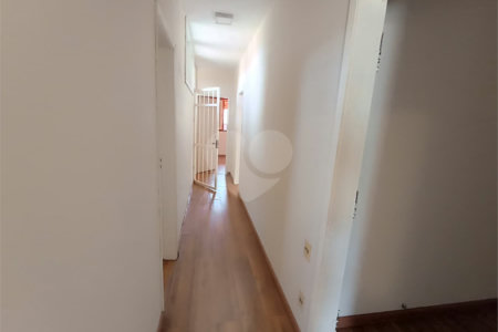 Casa para alugar com 4 quartos, sendo 1 suíte, no Centro, Itapetininga, SP