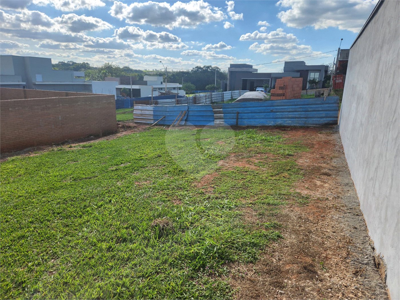 Terreno à venda no condomínio Volpi, Araraquara - SP